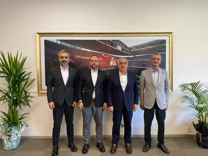 Yerel Yönetimlerden sorumlu İl Bşk. Yrd. Sn. Mehmed Emi̇n Özkaya 'yı Makamında Ziyaret Ettik